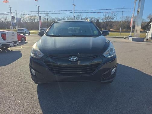 2015 Hyundai TUCSON SE