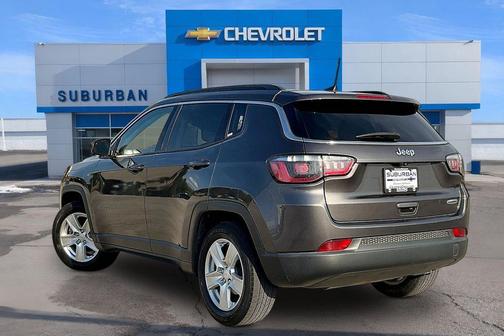 Granite Crystal Metallic Clearcoat 2022 Jeep Compass Latitude