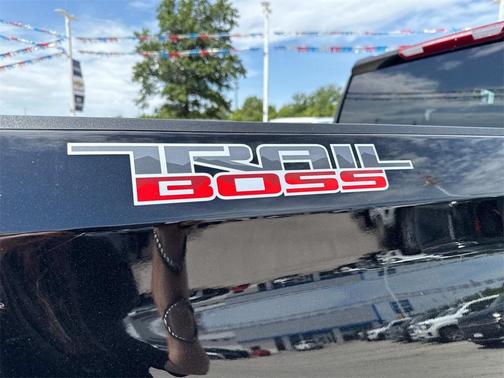 2026 Chevrolet Silverado 1500 Custom Trail Boss