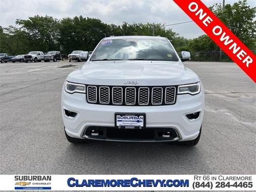 Photo 2 of 29 of 2019 Jeep Grand Cherokee Overland