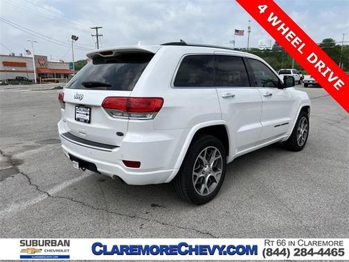 Photo 4 of 29 of 2019 Jeep Grand Cherokee Overland