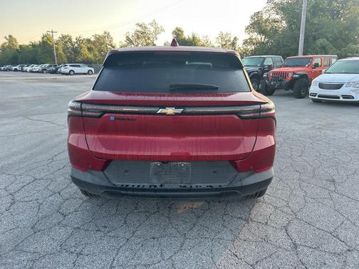 2025 Chevrolet Equinox EV LT