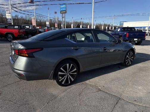 2021 Nissan Altima SR Intelligent AWD