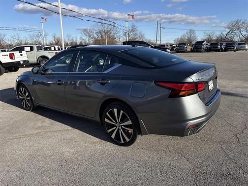 2021 Nissan Altima SR Intelligent AWD