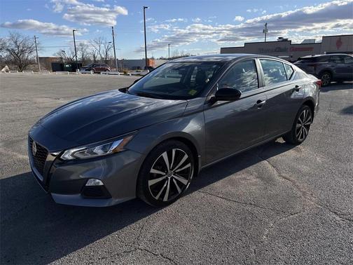 2021 Nissan Altima SR Intelligent AWD