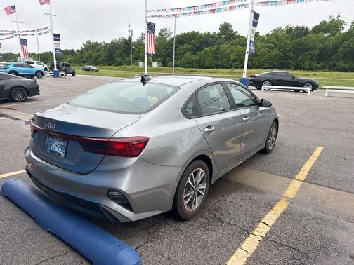 Steel Gray 2024 Kia Forte LXS