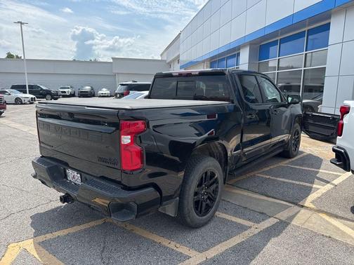 Black 2025 Chevrolet Silverado 1500 High Country