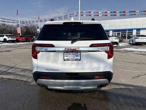 2023 GMC Acadia FWD SLT