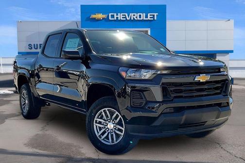 Black 2026 Chevrolet Colorado LT