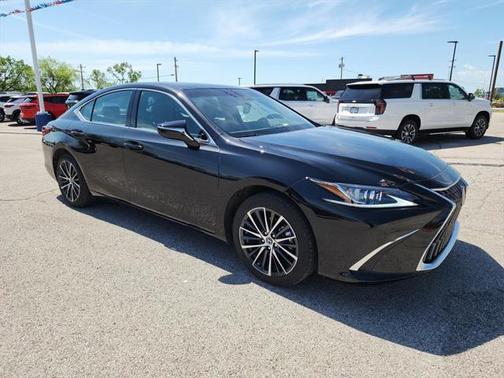 2024 Lexus ES 250 Base