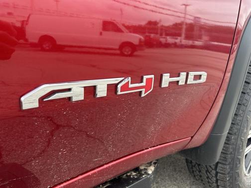 2022 GMC Sierra 2500 AT4