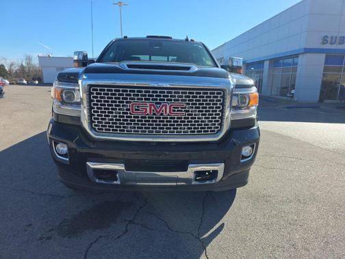 2017 GMC Sierra 2500 Denali