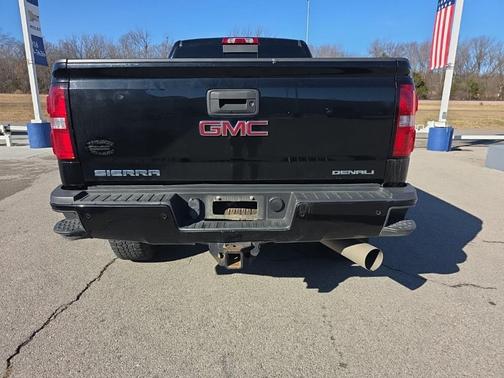 2017 GMC Sierra 2500 Denali