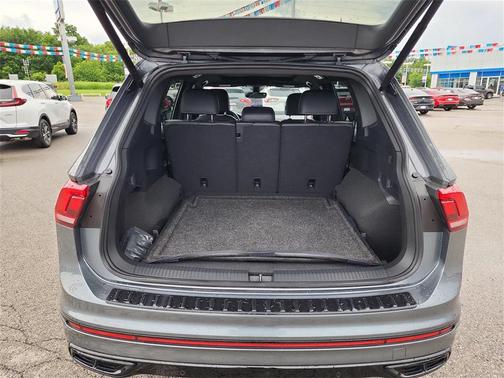 2024 Volkswagen Tiguan 2.0T SE R-Line Black 4MOTION