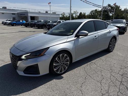 2023 Nissan Altima 2.5 SL