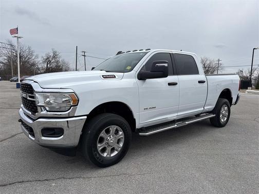2023 RAM 2500 Big Horn Crew Cab 4x4 6'4' Box