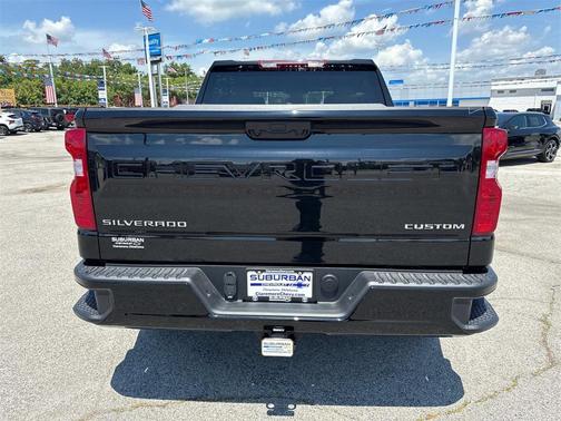 2025 Chevrolet Silverado 1500 Custom