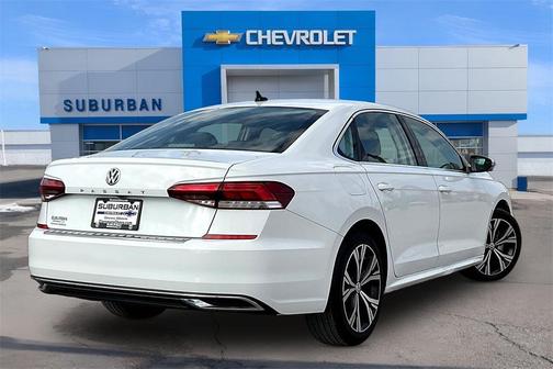 2022 Volkswagen Passat 2.0T SE