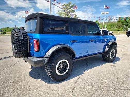 2022 Ford Bronco Badlands