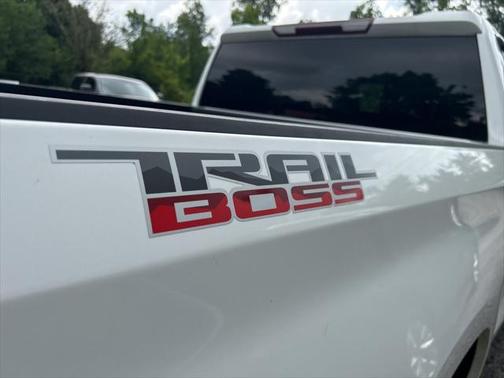 2019 Chevrolet Silverado 1500 Custom Trail Boss