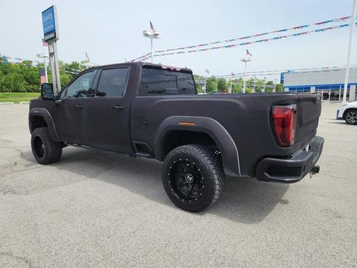 2023 GMC Sierra 2500 Denali