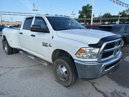 2018 RAM 3500 Tradesman Crew Cab 4x4 8' Box