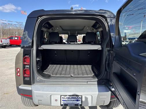 2020 Land Rover Defender 110 SE