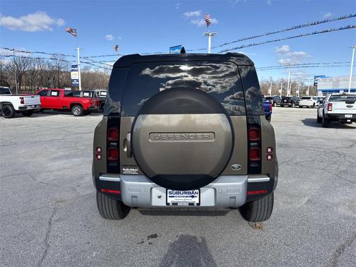 2020 Land Rover Defender 110 SE