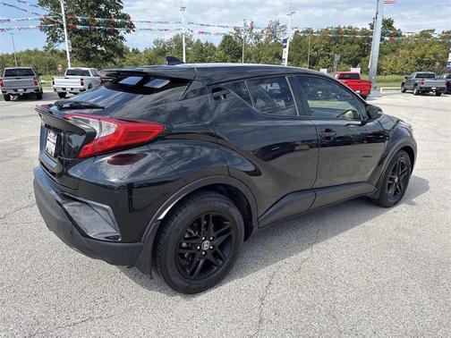 2020 Toyota C-HR LE