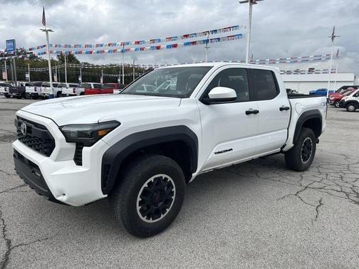 2024 Toyota Tacoma TRD Off Road