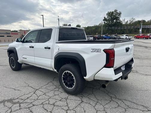 2024 Toyota Tacoma TRD Off Road