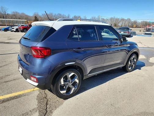 2025 Hyundai VENUE Limited