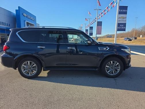 2024 INFINITI QX80 Luxe