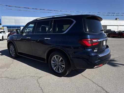 2024 INFINITI QX80 Luxe
