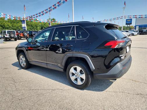 2021 Toyota RAV4 Hybrid LE