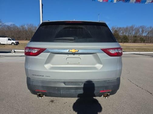 2021 Chevrolet Traverse LT Cloth