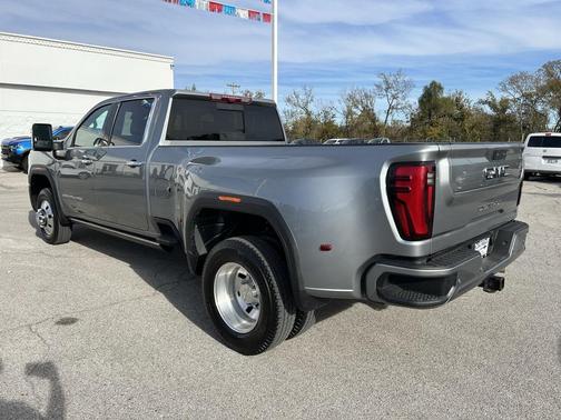 2025 GMC Sierra 3500 Denali