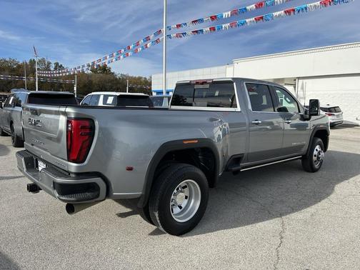 2025 GMC Sierra 3500 Denali