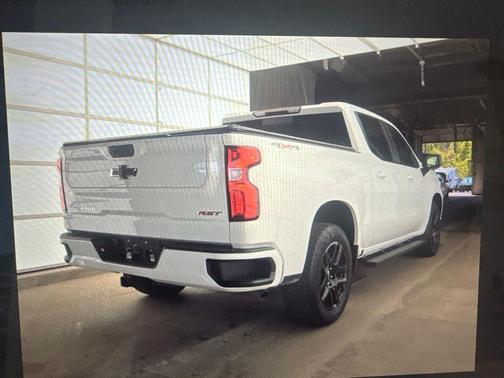 Summit White 2024 Chevrolet Silverado 1500 RST