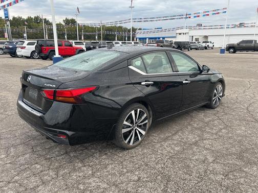 2019 Nissan Altima 2.5 Platinum