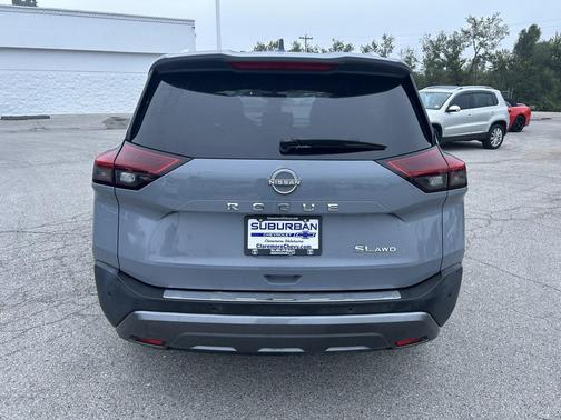 2022 Nissan Rogue SL