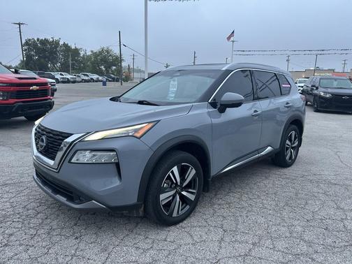 2022 Nissan Rogue SL