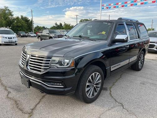 2015 Lincoln Navigator Base