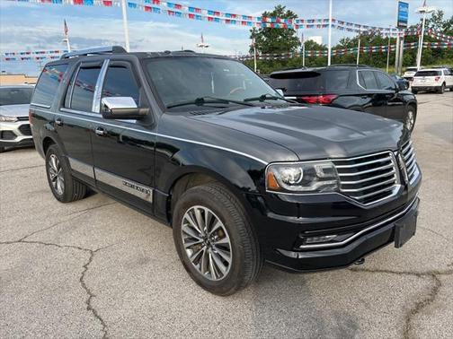 2015 Lincoln Navigator Base