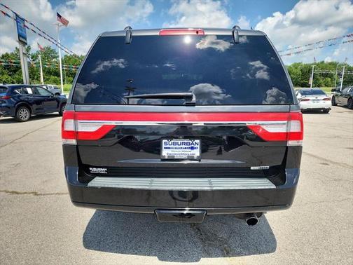2015 Lincoln Navigator Base