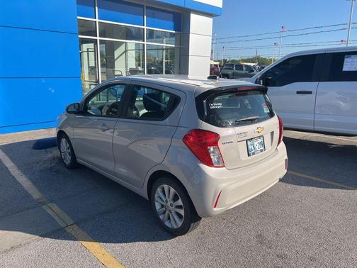 Toasted Marshmallow Metallic 2018 Chevrolet Spark 1LT