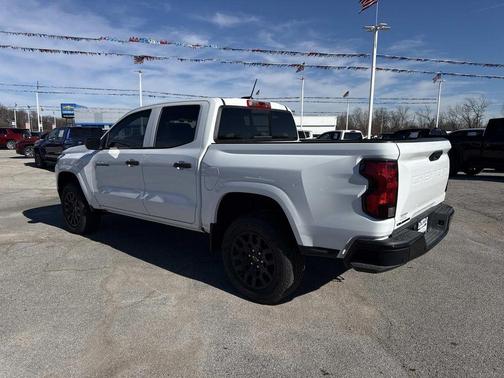 Summit White 2026 Chevrolet Colorado WT