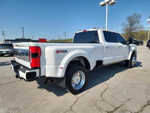 2024 Ford F-450 Platinum