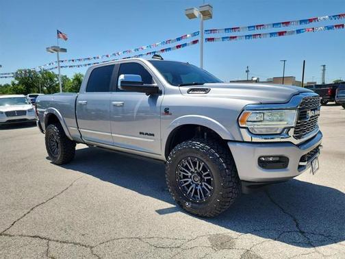 2019 RAM 2500 Limited Crew Cab 4x4 6'4' Box