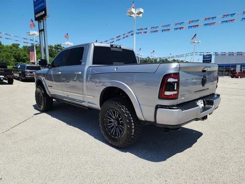 2019 RAM 2500 Limited Crew Cab 4x4 6'4' Box